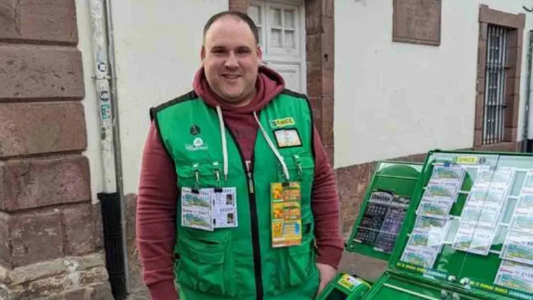 Santi Ibargarai, vendedor de la ONCE que ha dado los premios en Navarra. ONCE