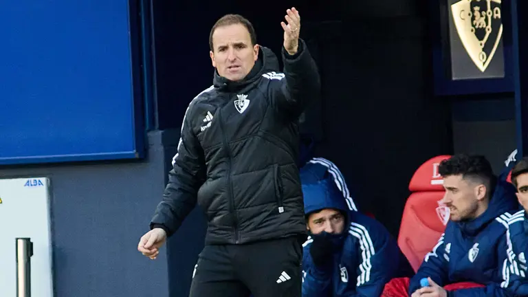 Jagoba Arrasate (entrenador CA Osasuna) durante el partido de La Liga EA Sports entre CA Osasuna y Getafe CF disputado en el estadio de El Sadar en Pamplona. I&Ntilde;IGO ALZUGARAY