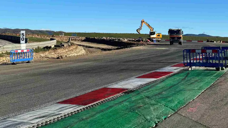 Obras en el trazado del Circuito de Navarra. CIRCUITO DE NAVARRA