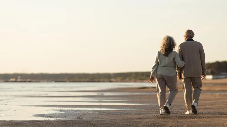 Combatiendo el sedentarismo en la Tercera Edad: Vida activa fomentando el deporte