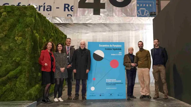Responsables de los Encuentros de Pamplona 2024 en  ARCO Madrid, la Feria de Arte Contempor&aacute;neo. ENCUENTROS