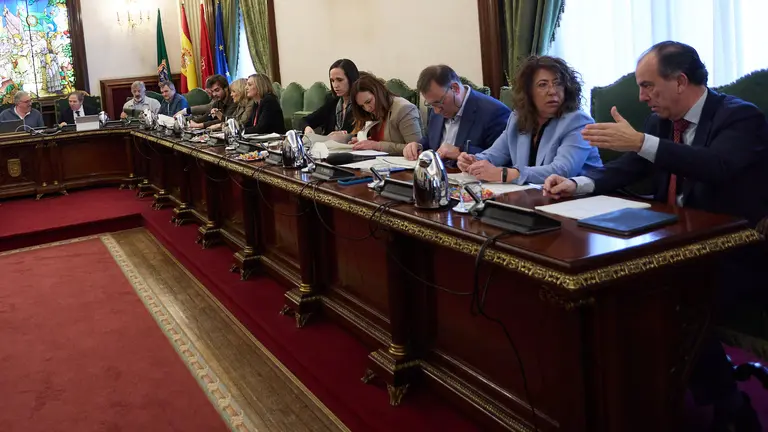 Los grupos municipales de UPN y PP en el Ayuntamiento de Pamplona. I&Ntilde;IGO ALZUGARAY