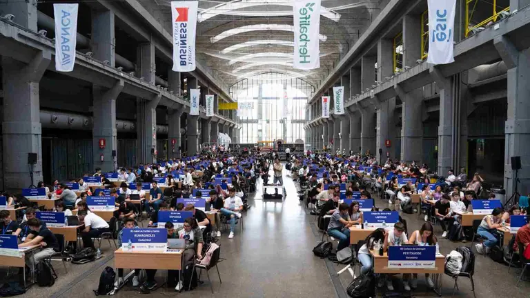 participantes de la anterior edici&oacute;n de "el mejor empresario virtual del pa&iacute;s". YOUG BUSINESS TALENT / EUROPAPRESS