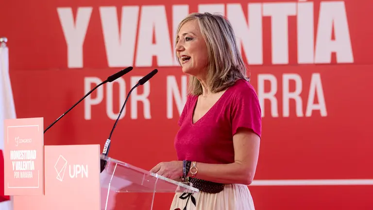 Cierre del XIII Congreso de Uni&oacute;n del Pueblo Navarro, en el que Cristina Ibarrola ha resultado elegida nueva presidenta del partido regionalista en sustituci&oacute;n de Javier Esparza. Alejandro Toquero ha sido elegido como vicepresidente y Cristina Sota como secretaria general. I&Ntilde;IGO ALZUGARAY