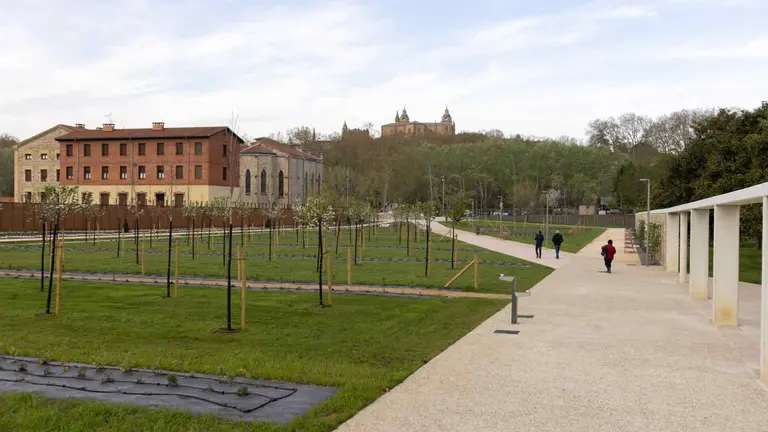 El parque del Camino de Santiago cambia de denominaci&oacute;n y pasa a llamarse parque de la Magdalena. AYUNTAMIENTO DE PAMPLONA