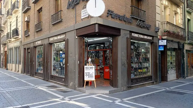 Establecimiento de Ferreter&iacute;a Irigaray en el Casco Viejo de Pamplona. NAVARRA.COM