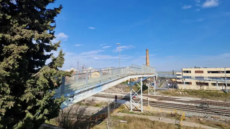 Pasarela de la Azucarera sobre las vías del tren en Tudela. AYUNTAMIENTO DE TUDELA