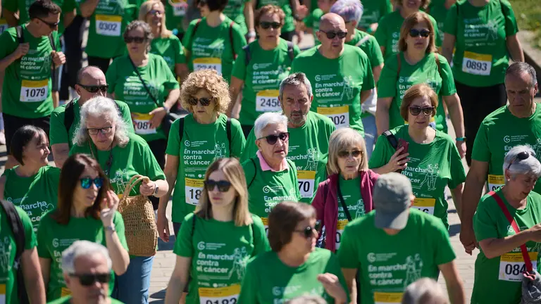 X Marcha Contra el C&aacute;ncer 2024 en Pamplona organizada por la Asociaci&oacute;n Espa&ntilde;ola Contra el C&aacute;ncer en Navarra. PABLO LASAOSA