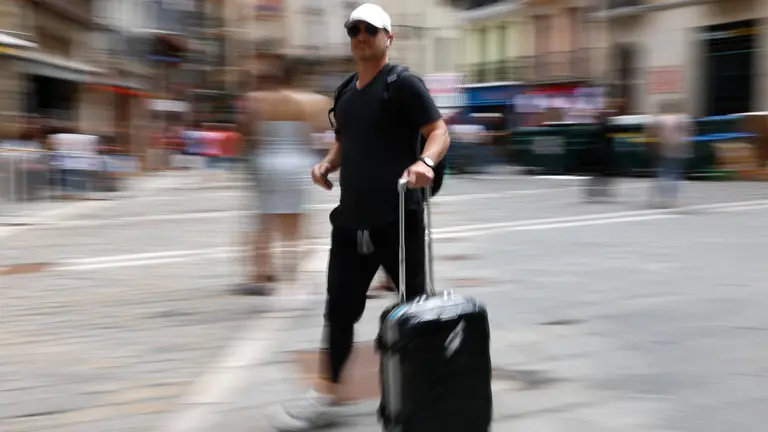 Un turista llega a pamplona poco antes de San Ferm&iacute;n.