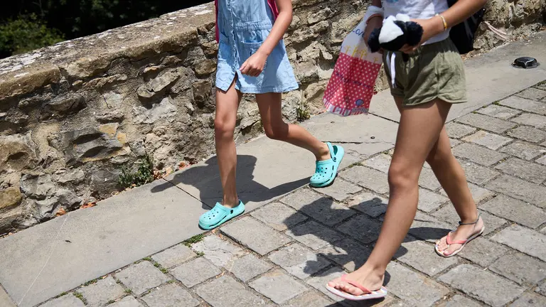 Primer día de una nueva ola de calor en Pamplona durante el verano de 2024. IÑIGO ALZUGARAY