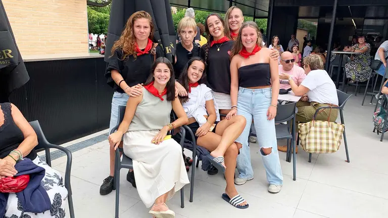 Chupinazo de las fiestas de Oberena 2024. Navarra.com