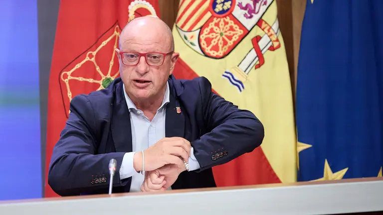 Rueda de prensa para informar sobre los asuntos tratados en la sesión del Gobierno de Navarra, con la comparecencia del Vicepresidente primero, Félix Taberna, la portavoz del Gobierno foral, Amparo López y el consejero de Educación, Carlos Gimeno. IÑIGO ALZUGARAY