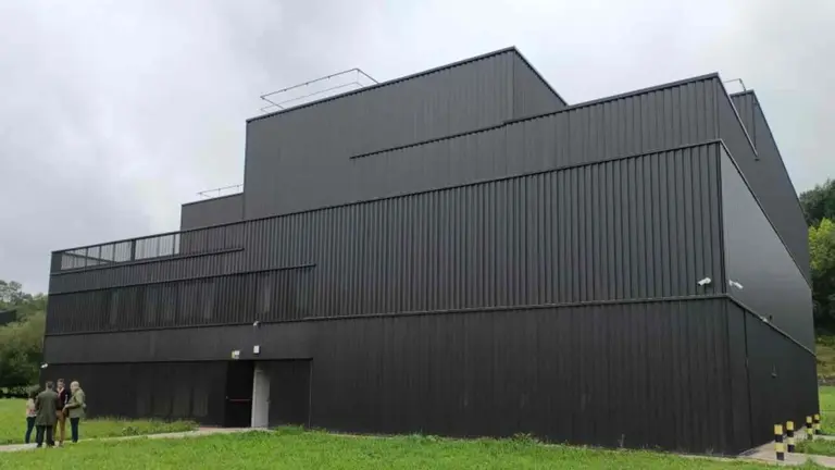 estudios cinematogr&aacute;ficos y de gesti&oacute;n cultural de Lekaroz. PARLAMENTO DE NAVARRA