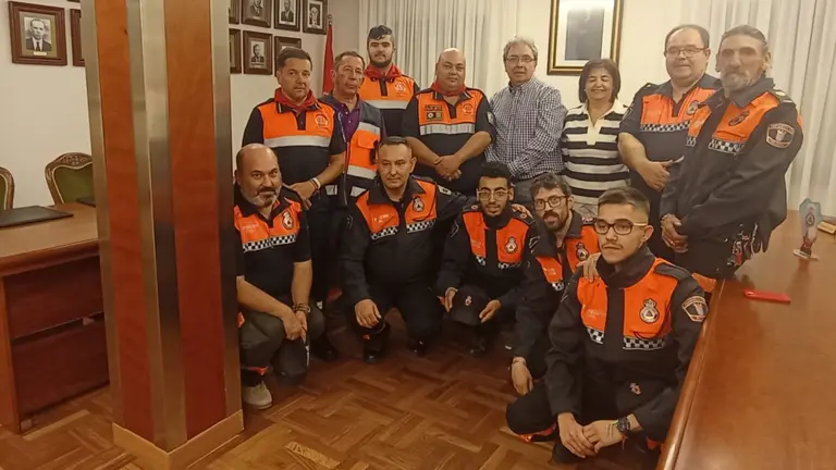 Voluntarios canarios de Protecci&oacute;n Civil visitan Milagro. CEDIDA