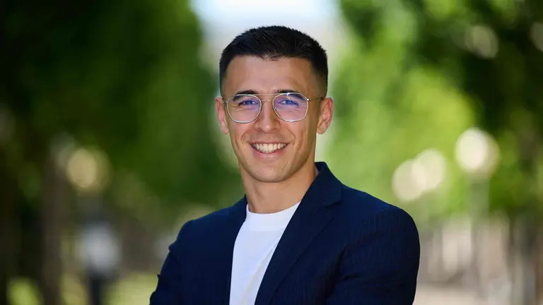 El investigador de la UPNA Daniel Al&aacute;ez.  UNIVERSIDAD P&Uacute;BLICA DE NAVARRA