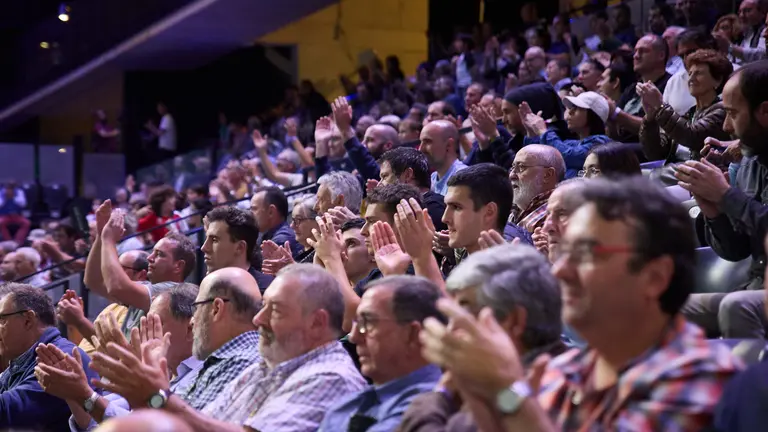 Jon Ander Pe&ntilde;a y Jos&eacute; Javier Zabaleta se imponen a Jokin Altuna y Martxel Iztueta (13-22) en la Final del Masters Caixabank 2024 de parejas de pelota mano disputada en el Navarra Arena. I&Ntilde;IGO ALZUGARAY