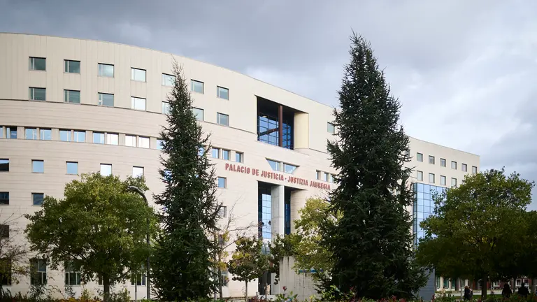Vista del Palacio de Justicia en Pamplona. PABLO LASAOSA