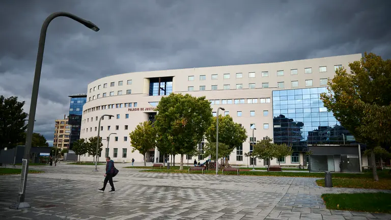 Vista del Palacio de Justicia en Pamplona. PABLO LASAOSA