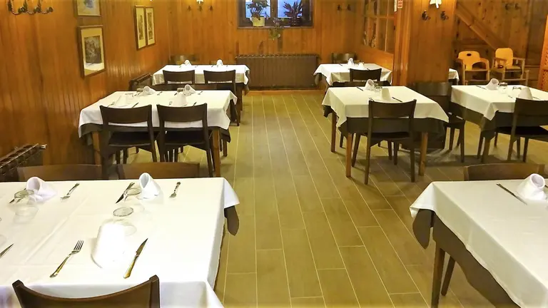 Comedor del restaurante Tapia. RESTAURANTE TAPIA