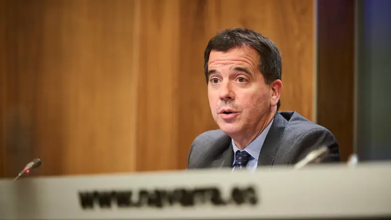 El consejero de Industria y Transici&oacute;n Ecil&oacute;gica Mikel Irujo, la Portavoz del Gobierno de Navarra Amparo L&oacute;pez y la consejera de Universidad Patricia Fanlo informan de las medidas adoptadas en la Sesi&oacute;n de Gobierno. PABLO LASAOSA