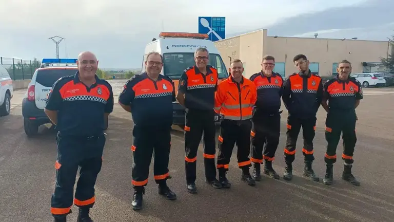 Voluntarios de Protecci&oacute;n Civil Navarra en Valencia ayudan tras el paso de la DANA. NAVARRA.COM