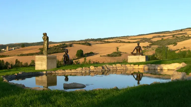 Museo de escultura al aire libre Henri Lenaerts, Irurre. Fundaci&oacute;n Henri Lanaerts