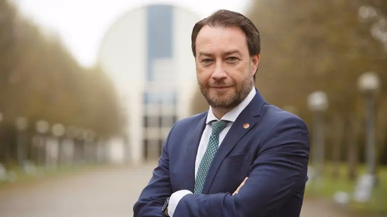 Ram&oacute;n Gonzalo, rector de la UPNA .UPNA