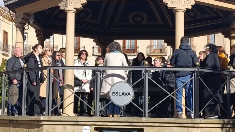 La Agrupacion Coral Tafallesa y Coral Tubala Uxoa de Tafalla. CEDIDA
