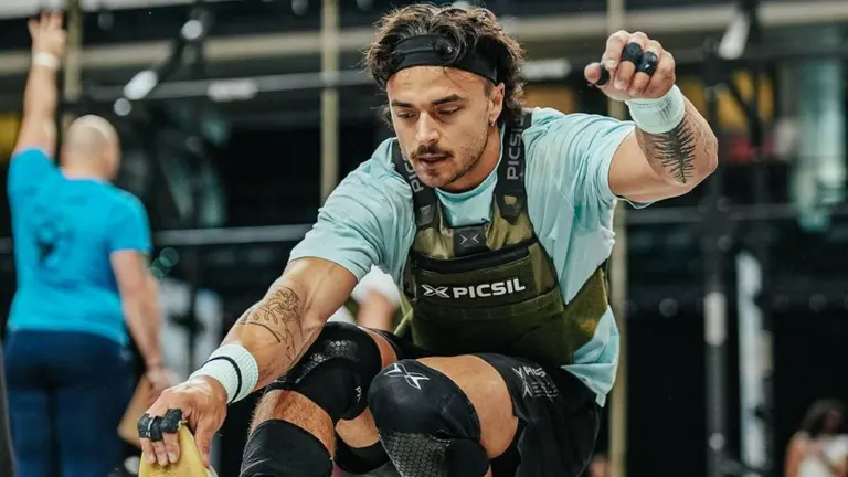 Imagen de archivo de varios atletas practicando deporte. CEDIDA