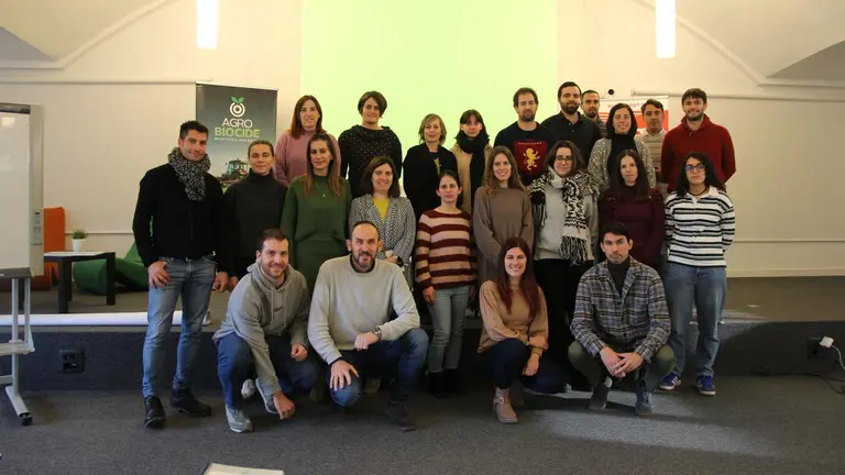 UAGN desarrolla con la UPNA y Bioinsectis un insecticida biol&oacute;gico. UAGN