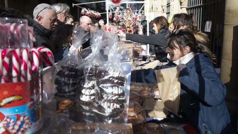 Mercadillo de San Blas en Pamplona. CRISTINA NU&Ntilde;EZ BAQUEDANO
