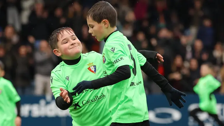 Santa Luisa de Marillac, campeón del Torneo Interescolar de Osasuna en categoría benjamín.