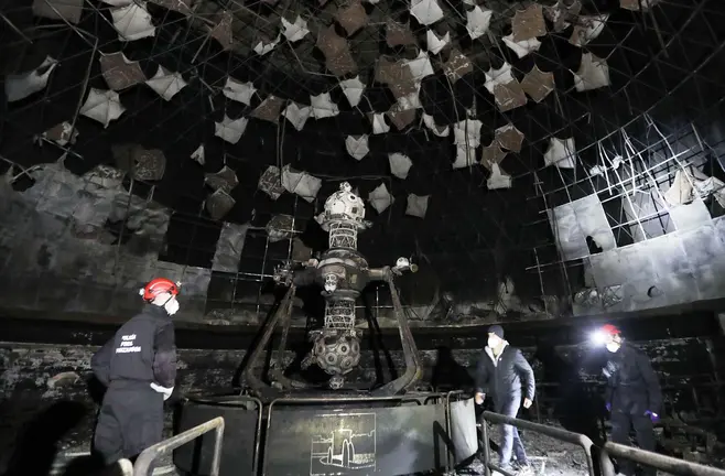 Estado en el que ha quedado el edificio de el Planetario de Pamplona tras el incendio declarado el martes 14 de enero en la sala principal. GN