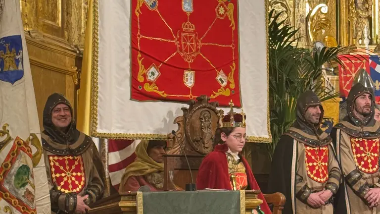 Mailén García, coronada Reina por un día en Peralta. CEDIDA