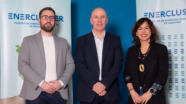 Iker Chasco, Gerente de ENERCLUSTER; Aitor Erquicia, Presidente; Ana Goyen, Vicepresidenta. CEDIDA