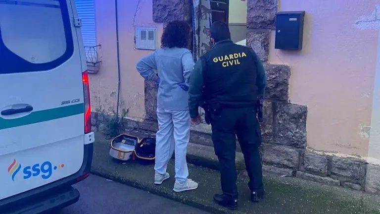 Lugar donde se ha atendido a la mujer en parada cardiorrespiratoria en Valtierra.  GUARDIA CIVIL