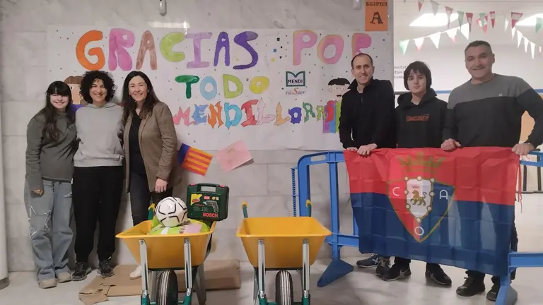 El instituto de Mendillorri consigue material para otro instituto en Valencia. CEDIDA