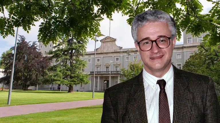 Fotomontaje de Javier García de Jalón sobre una imagen de fondo de la Universidad de Navarra.
