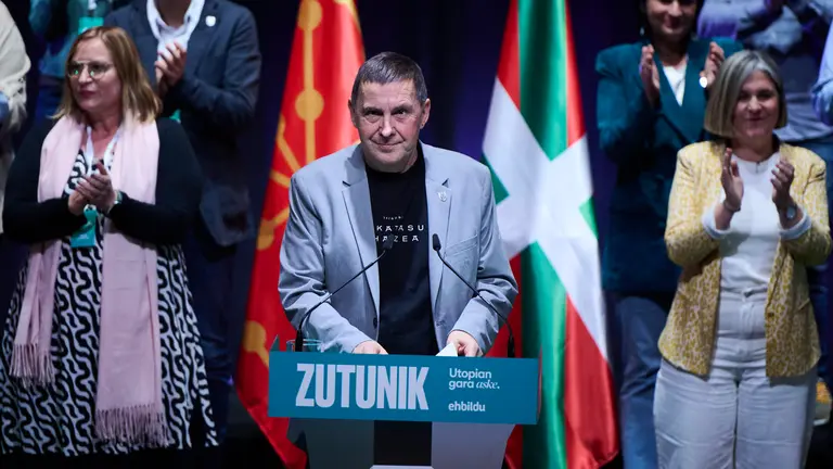 Arnaldo Otegi interviene en el III Congreso de EH Bildu tras ser elegido secretario general de la formación. PABLO LASAOSA