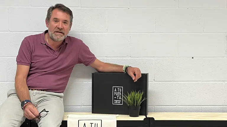 A Tu Puerta, servicio de entrega de alimentaci&oacute;n a la puerta de casa. CEDIDA