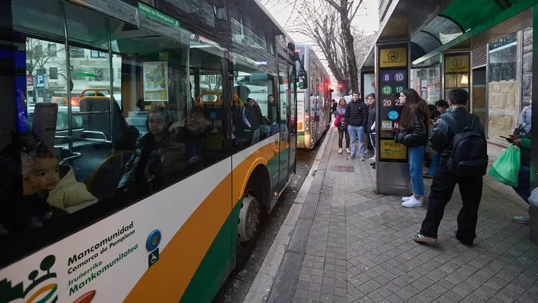 Huelga de villavesas en Pamplona. IÑIGO ALZUGARAY