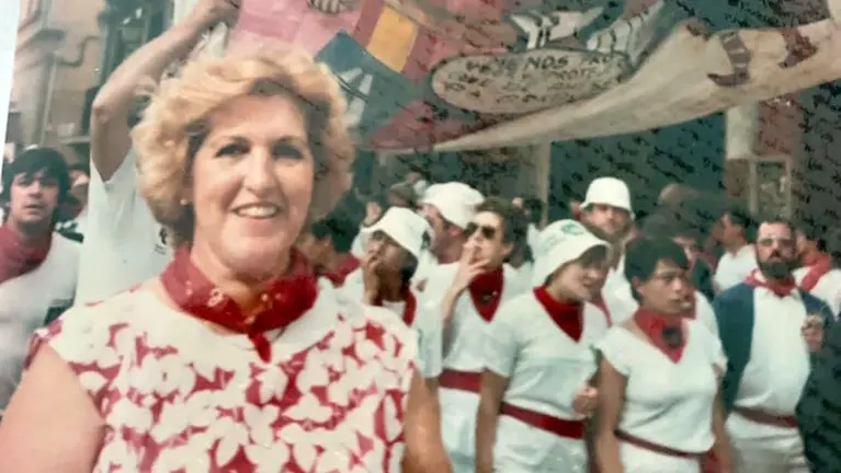 Elena Erburu Delgado en los Sanfermines de 1981. Facebook.