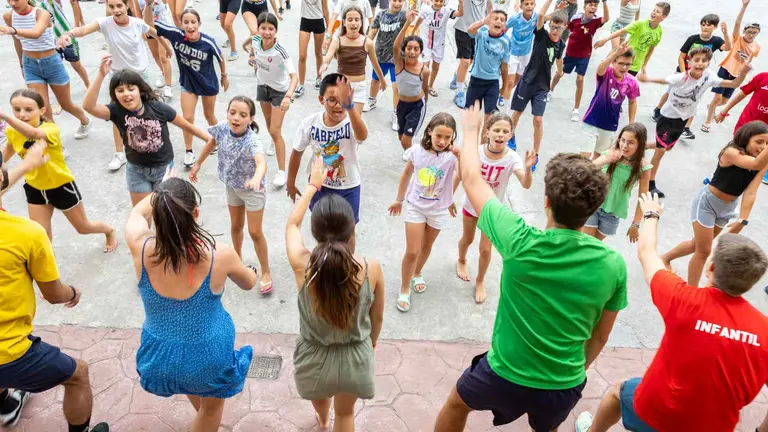 Colonias de Fuenterrab&iacute;a, las m&aacute;s demandadas por las familias navarras. FUNDACI&Oacute;N CAJA NAVARRA