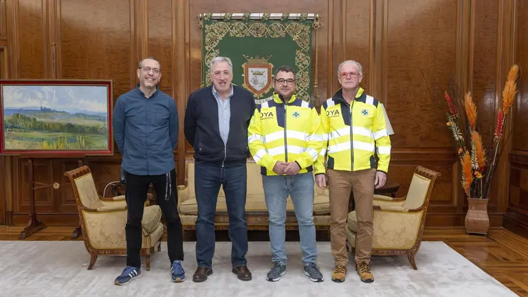 Firma del convenio en el Ayuntamiento con DYA. - AYUNTAMIENTO DE PAMPLONA