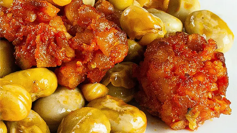 La Birika es un embutido tradicional de Navarra que se suele utilizar para acompañar platos de legumbres. EMBUTIDOS ARRIETA