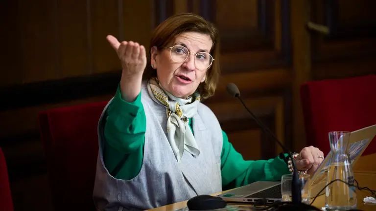 La delegada territorial de la Agencia Estatal de Meteorolog&iacute;a (AEMET) en la Comunidad Foral, Paloma Castro, ofrece una rueda de prensa con motivo del cambio de estaci&oacute;n de invierno a primavera. PABLO LASAOSA