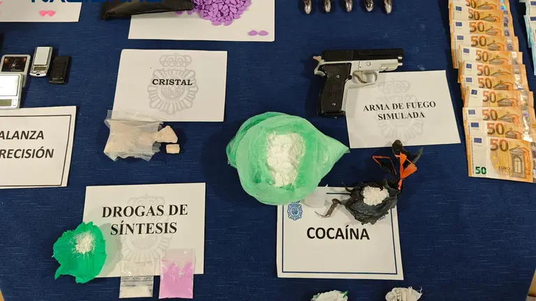 Imagen de la droga incautada en los registros. POLIC&Iacute;A NACIONAL