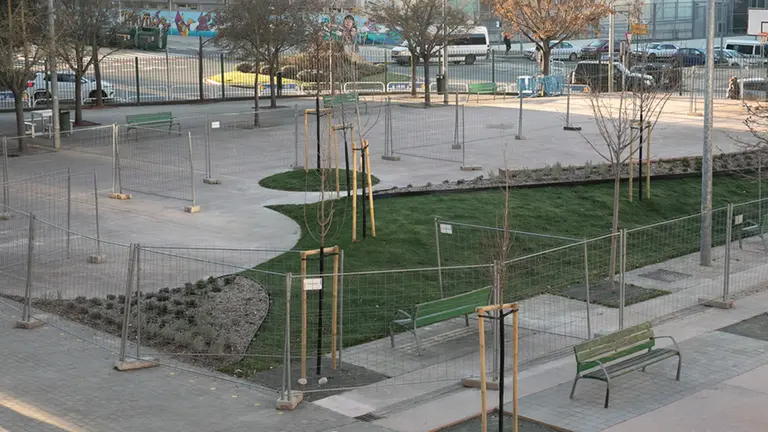 El pr&oacute;ximo curso cuatro centros escolares de la ciudad contar&aacute;n con patios naturalizados y multifuncionales. AYUNTAMIENTO DE PAMPLONA