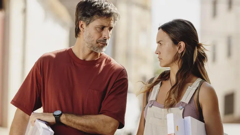 Hugo Silva y Megan Montaner, protagonistas de ?La buena suerte' de Gracia Querejeta, pel&iacute;cula que se rod&oacute; en Navarra. FETIVAL DE CINE DE M&Aacute;LAGA