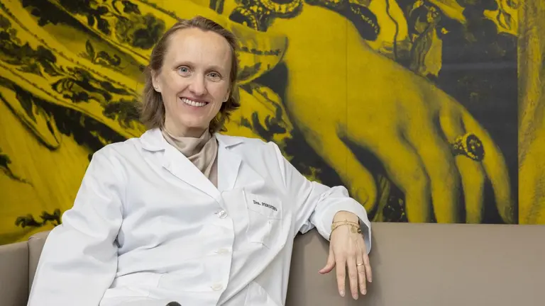 La Dra. Teresa Perucho, genetista de la Cl&iacute;nica Universidad de Navarra.